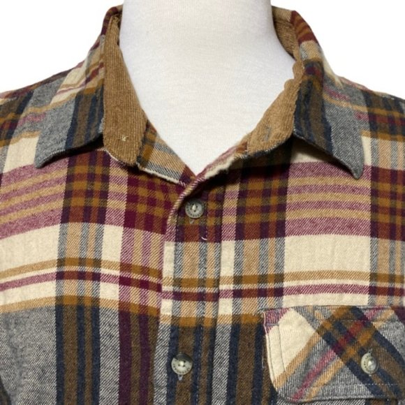 Legendary Whitetails Flannel Shirt Corduroy Trim - Picture 2 of 3